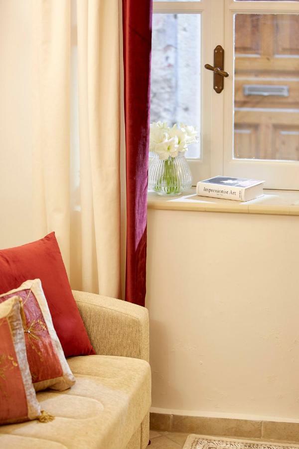 Old Town Luxury Suites 'Lady' Corfu  Εξωτερικό φωτογραφία